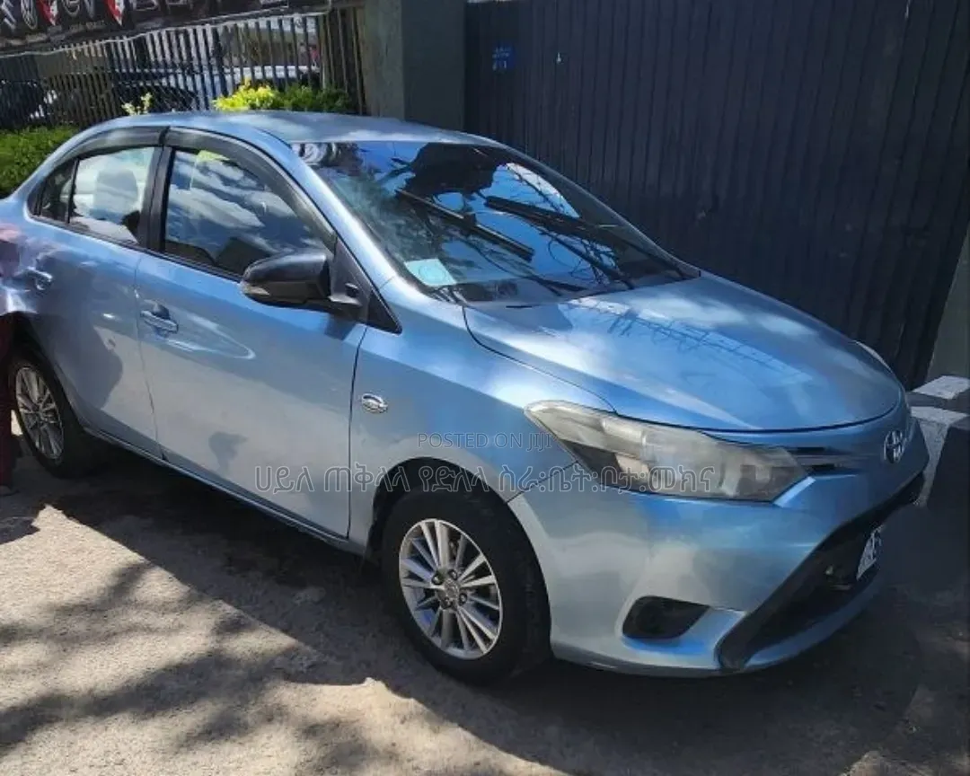 Toyota Yaris 2014 Blue