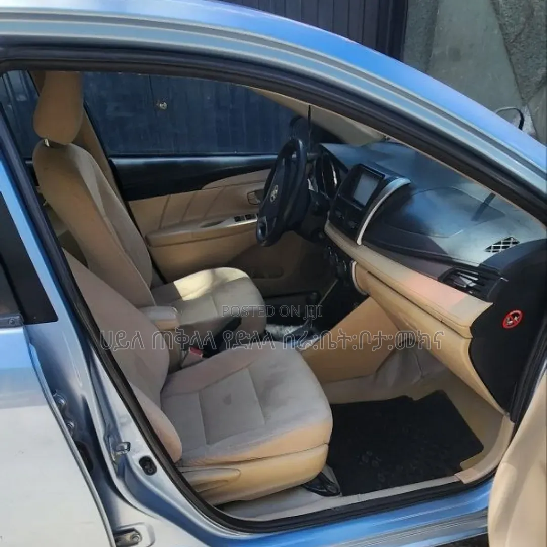 Toyota Yaris 2014 Blue
