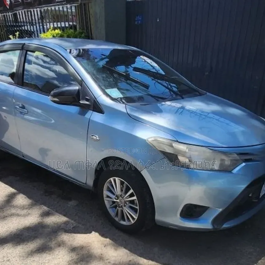 Toyota Yaris 2014 Blue