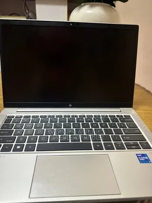 Laptop HP EliteBook 830 G8 16GB Intel Core i7 SSD 512GB