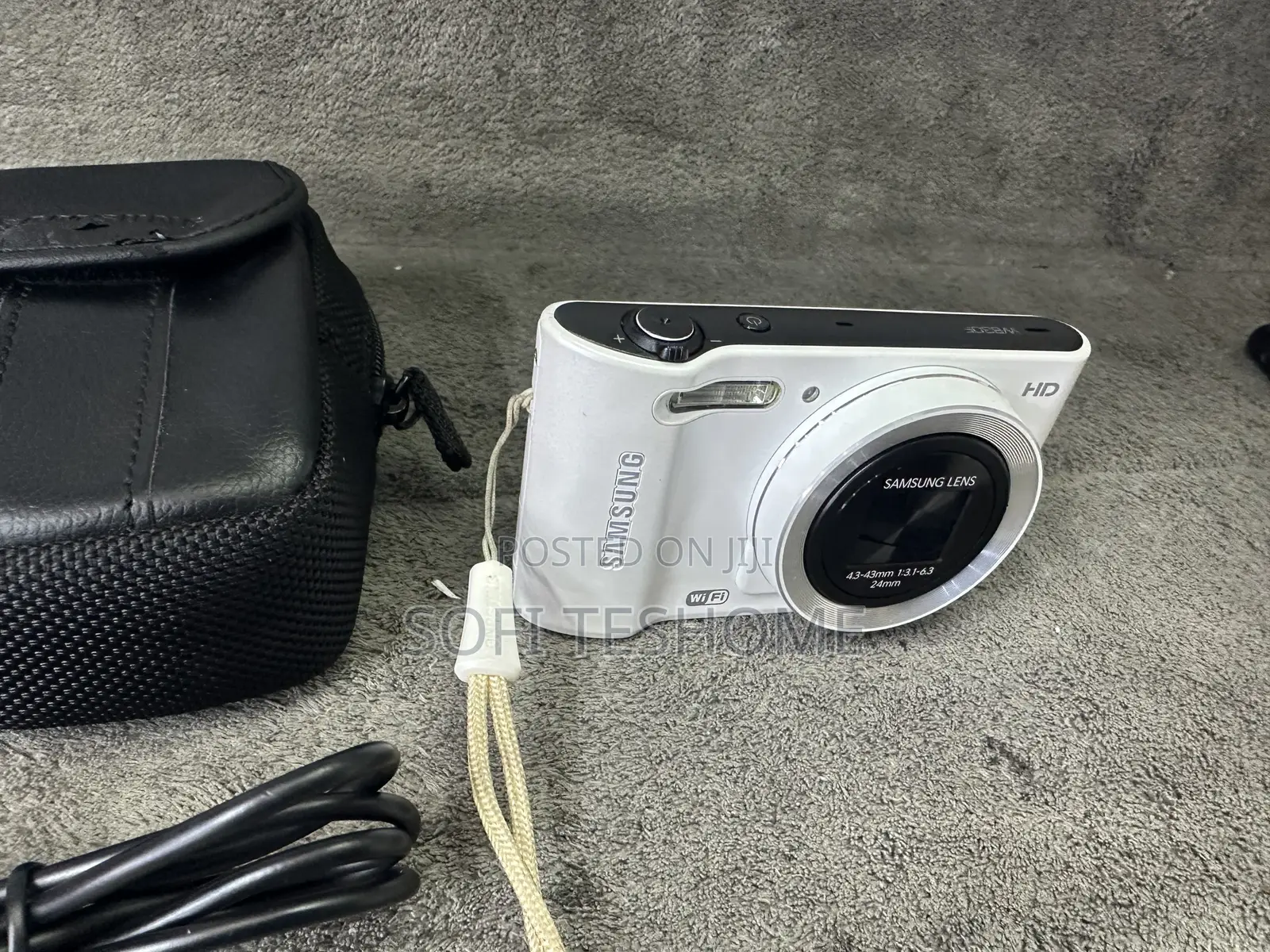 Digital Camera