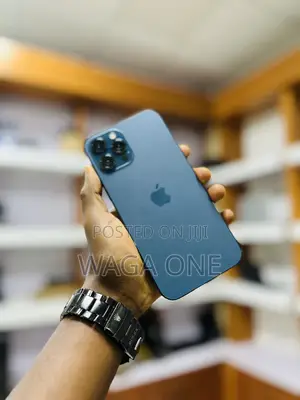New Apple iPhone 12 Pro Max 128 GB Blue