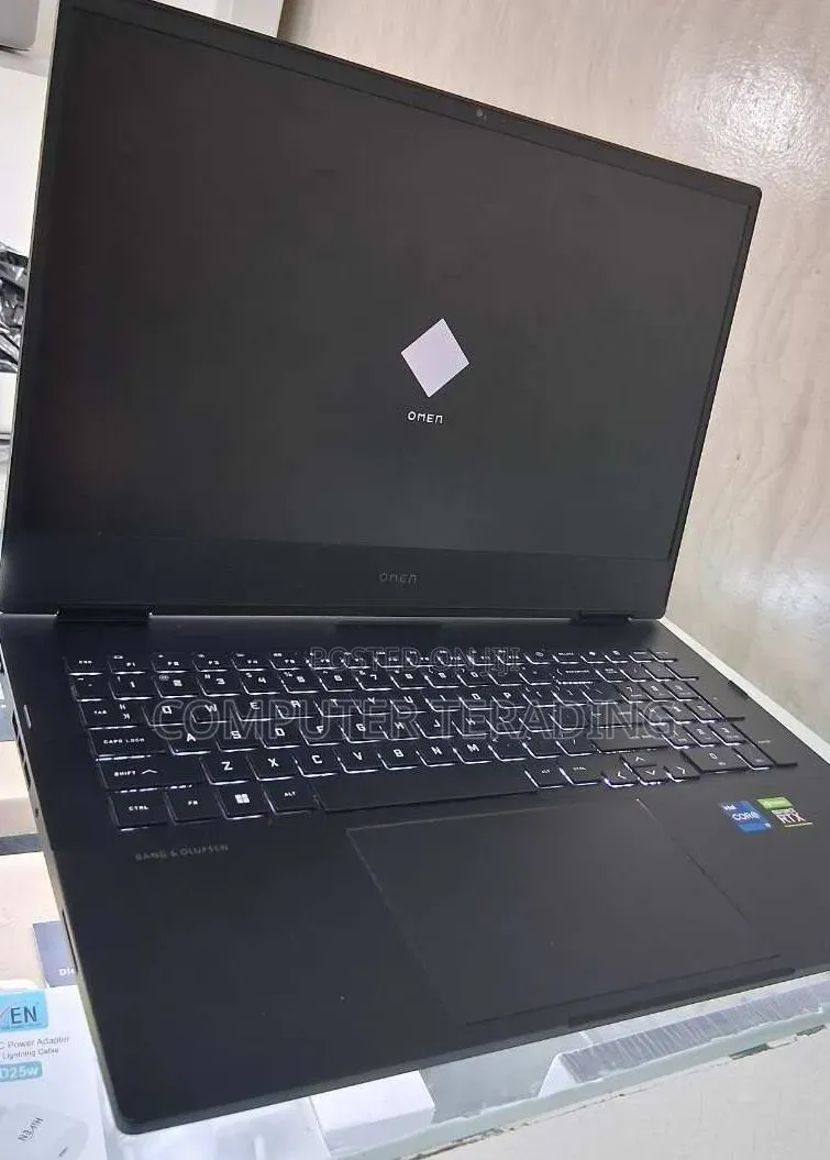 New Laptop HP Omen 16 16GB Intel Core i7 SSD 512GB