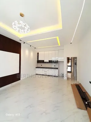 2bdrm Apartment in 6ኪሎ, Arada for rent