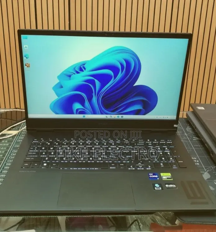 New Laptop HP Omen 16 16GB Intel Core i9 SSD 1T