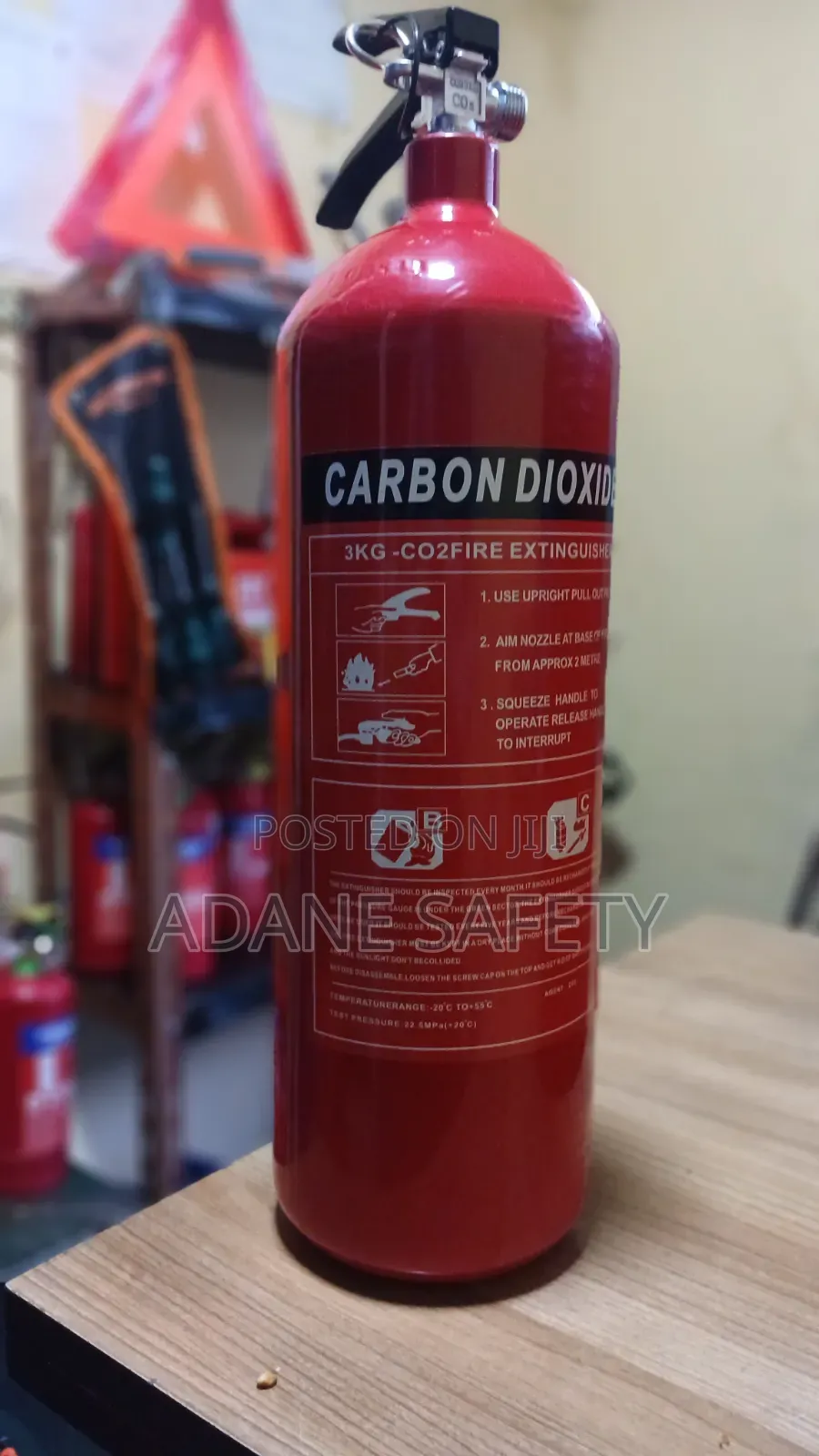 Co2 3kg For Server Rooms, Laboratories, Tech Hubs, And Garages