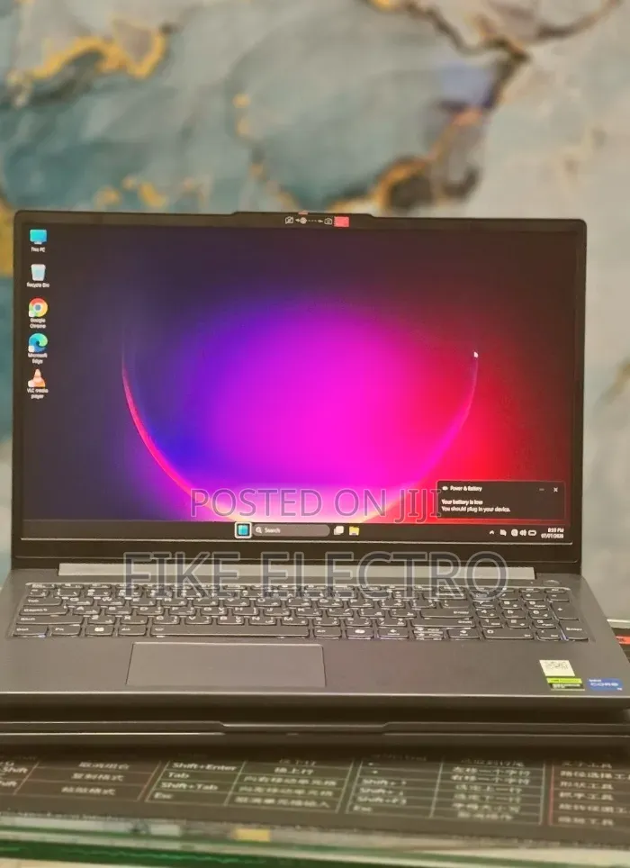 New Laptop Lenovo LOQ 15AHP10 12GB Intel Core i5 SSD 512GB