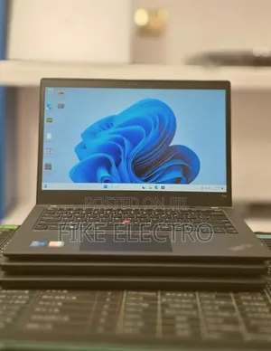 New Laptop Lenovo ThinkPad T14s Gen 2 16GB Intel Core i5 SSD 512GB