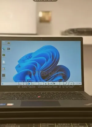 New Laptop Lenovo ThinkPad T14s Gen 2 16GB Intel Core i5 SSD 512GB