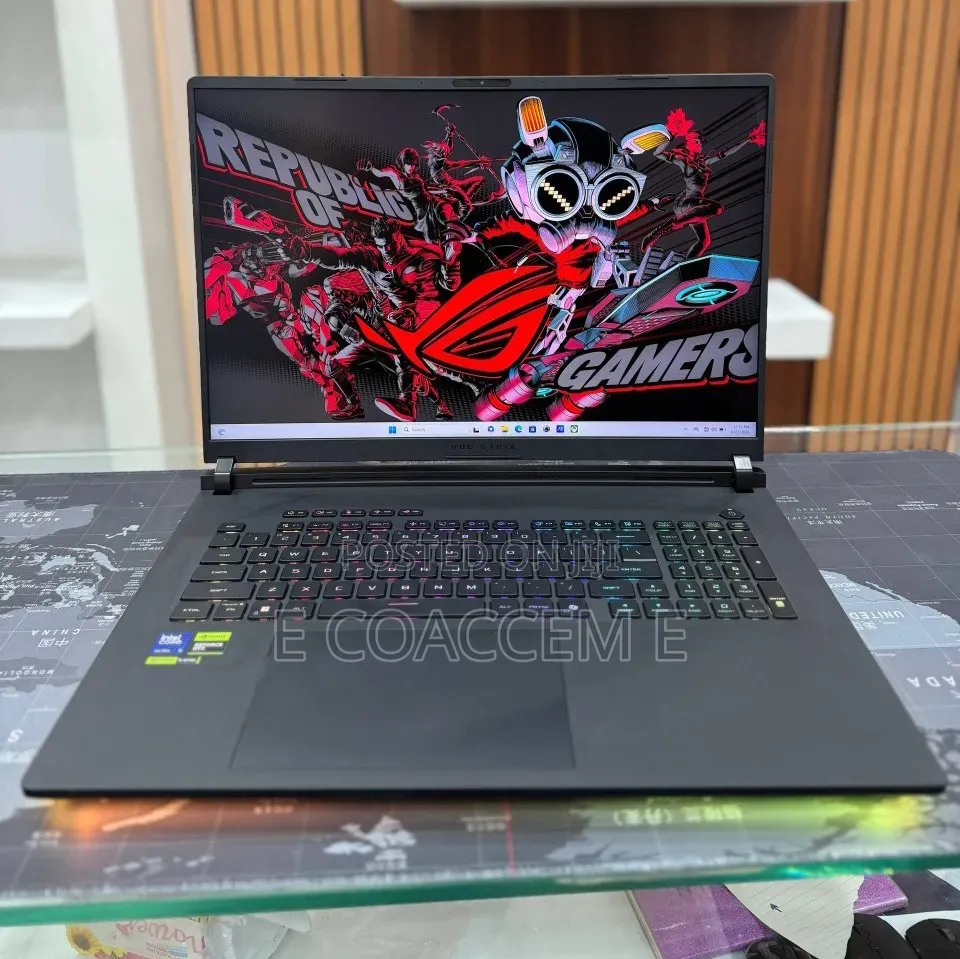 New Laptop Asus ROG Strix G18 32GB Intel Core Ultra 9 SSD 1T
