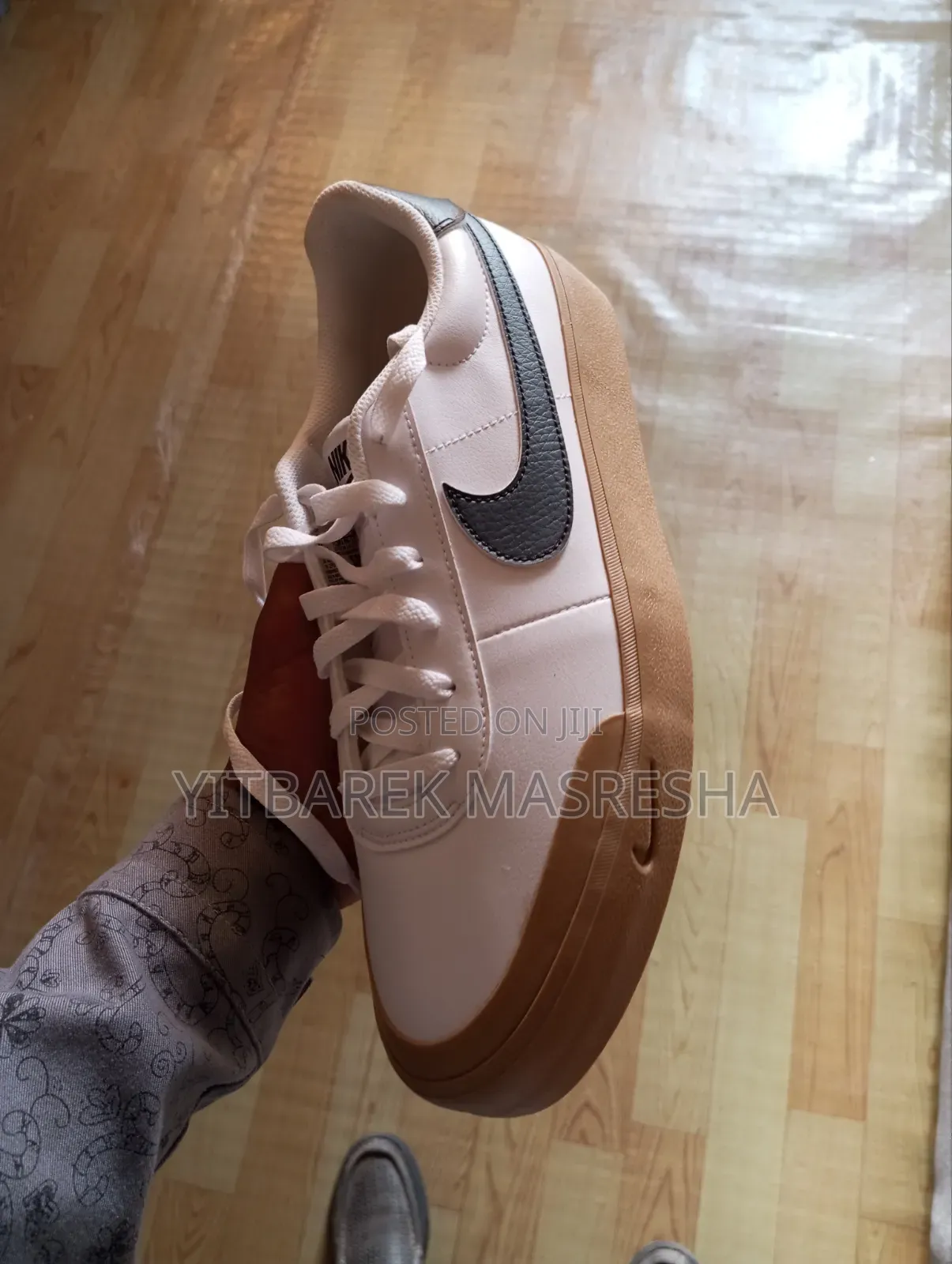 Addis Chama Nike Ke Stor Yetegeza