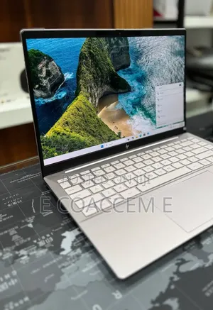 New Laptop HP 16GB Intel Core Ultra 7 SSD 1T
