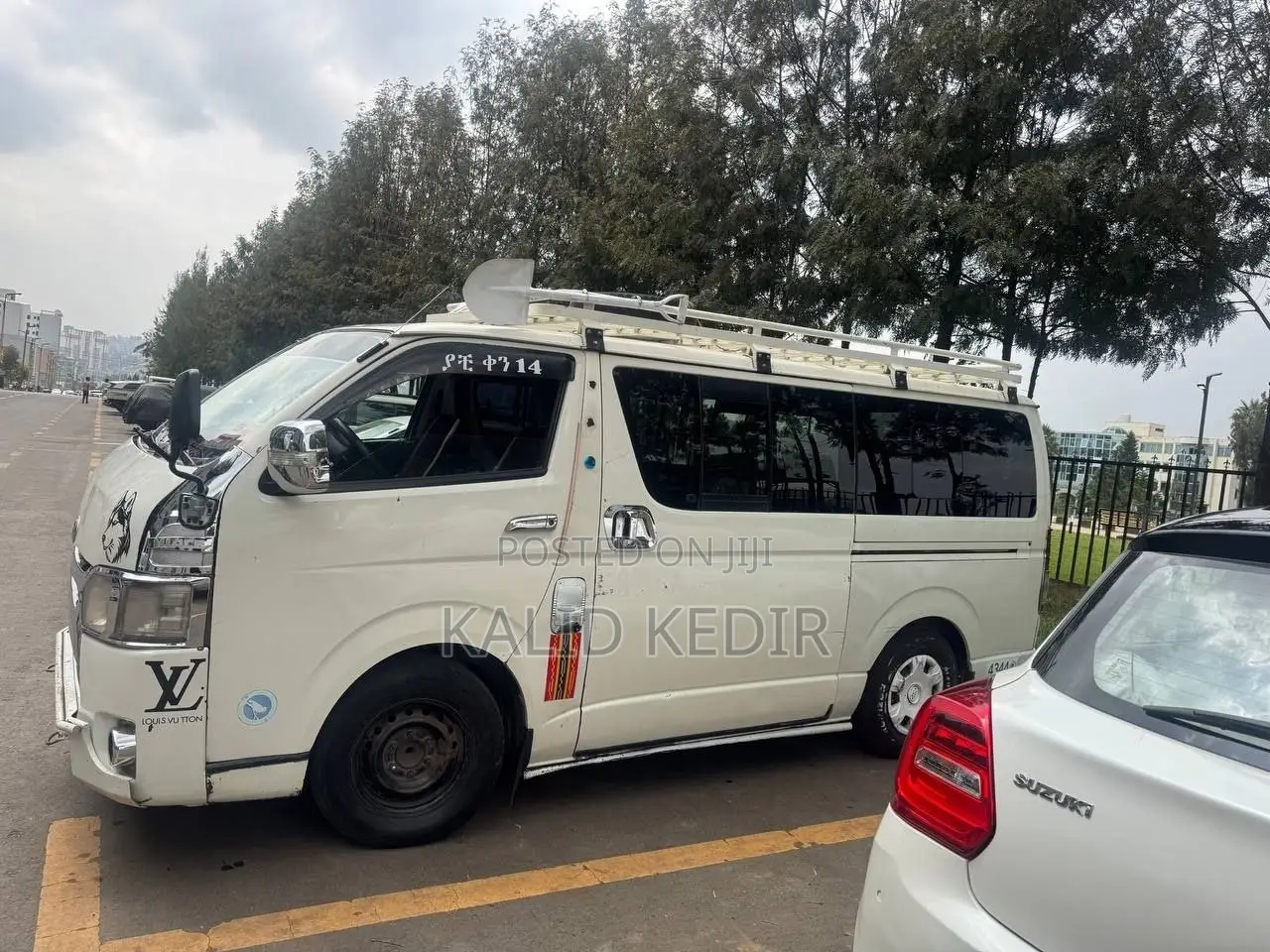 Toyota HiAce 2007 White