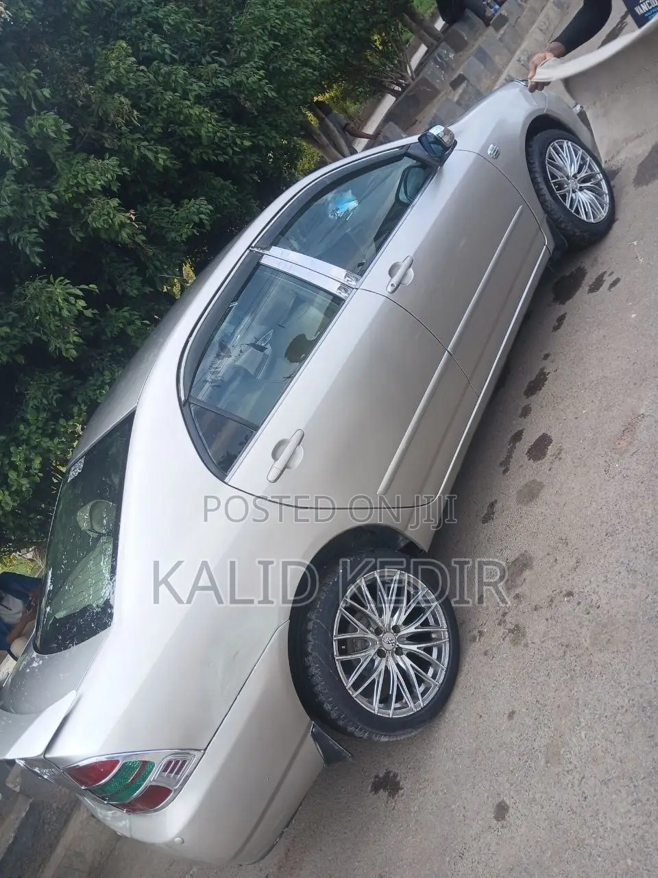 Toyota Corolla 2004 Silver