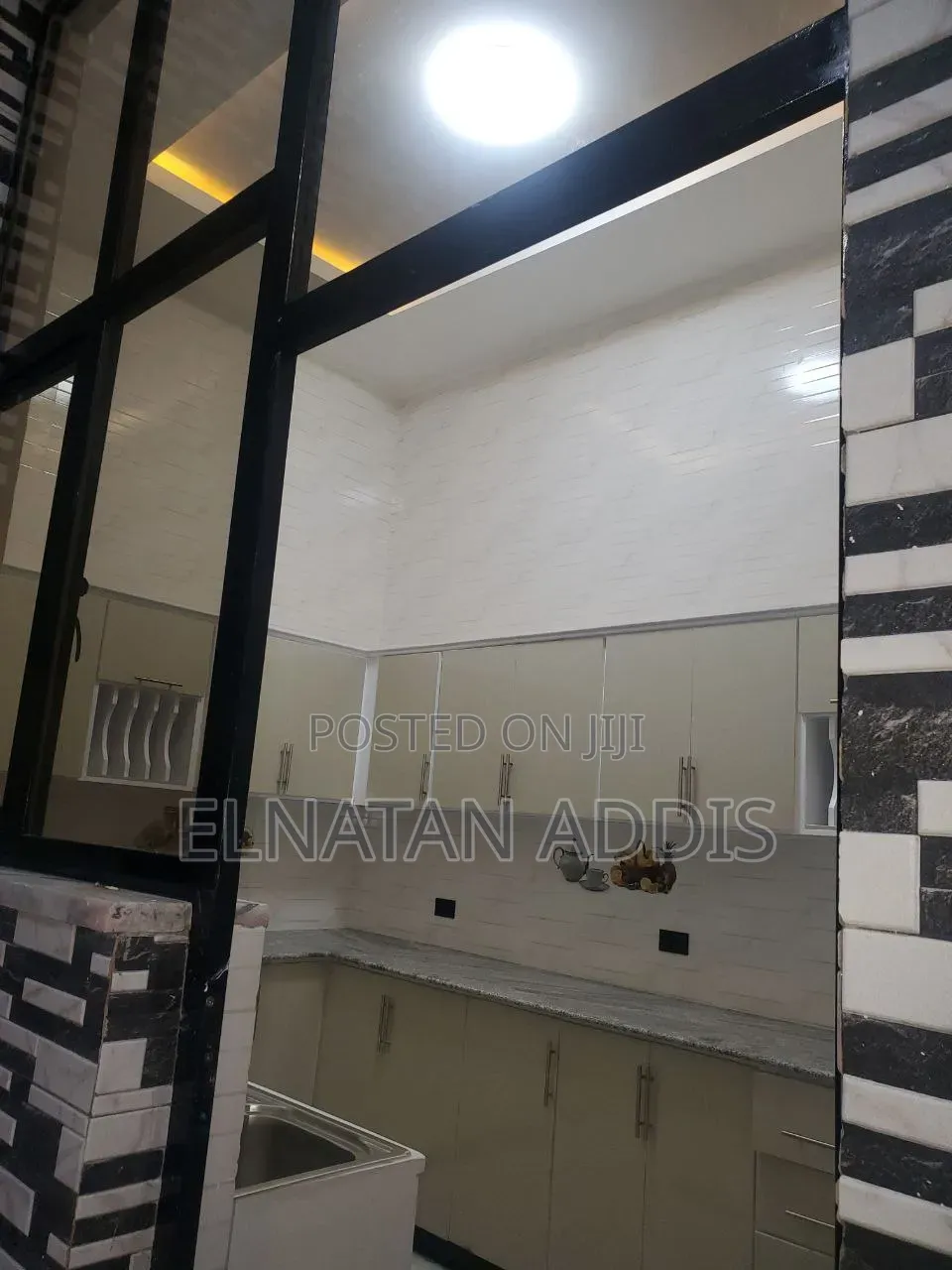 Furnished 7bdrm Villa in Akaky Kaliti for sale