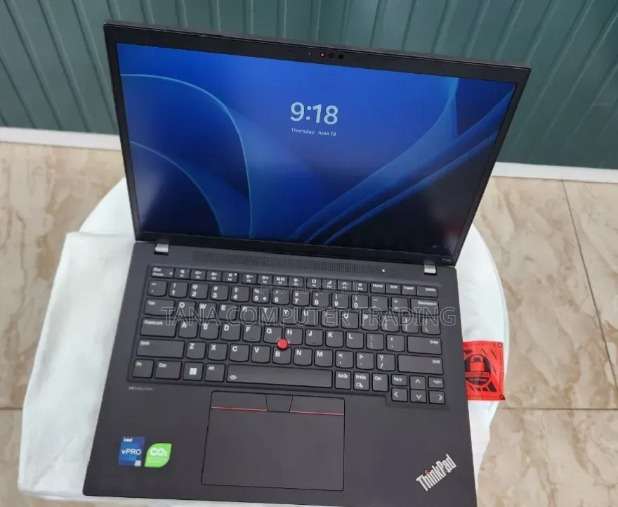 New Laptop Lenovo ThinkPad T14s G4 16GB Intel Core i7 SSD 1T