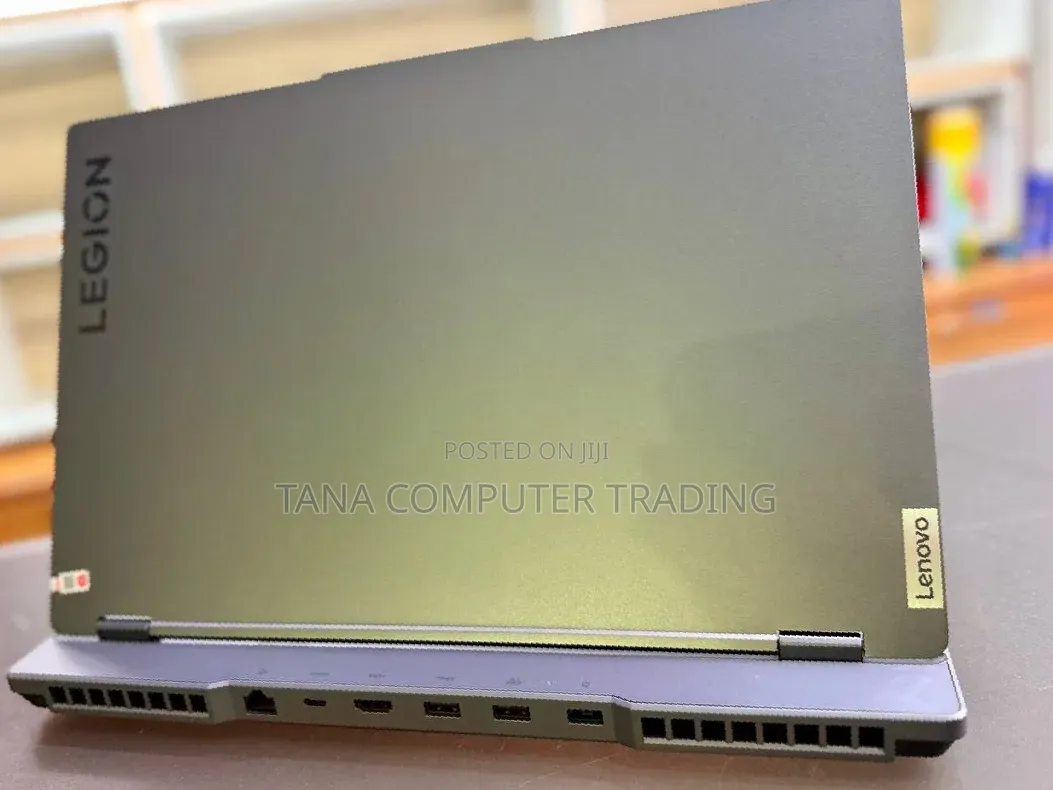 New Laptop Lenovo Legion 5 16GB AMD Ryzen 5 SSD 1T