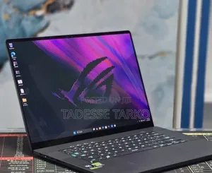 New Laptop Asus ROG Zephyrus G16 16GB Intel Core Ultra 9 SSD 1T