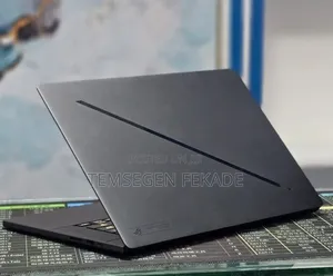 New Laptop Asus ROG Strix G16 G614 16GB Intel Core Ultra 9 SSD 1T