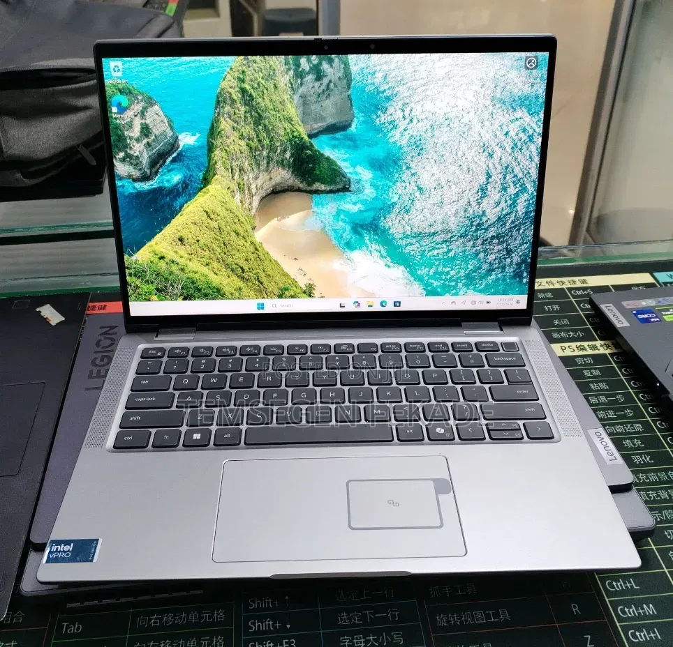 New Laptop Dell Latitude 7450 32GB Intel Core Ultra 7 SSD 512GB