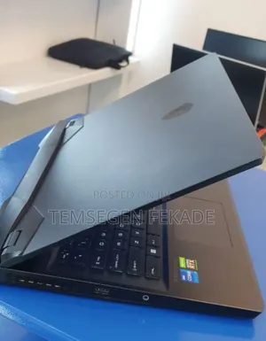 New Laptop MSI GP75 Leopard 16GB Intel Core i7 SSD 1T
