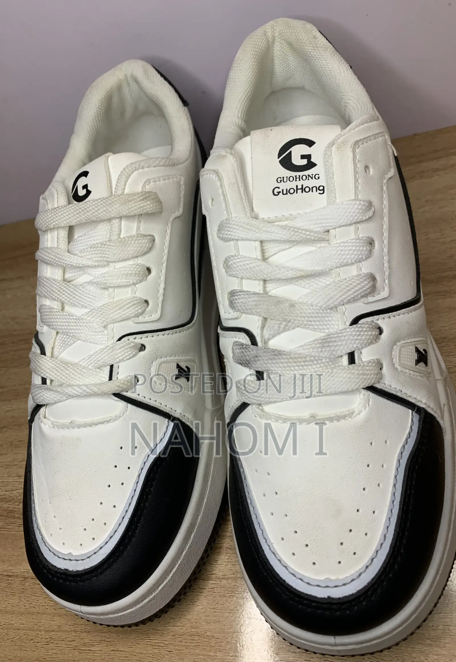 Guohong Sneakers Feature