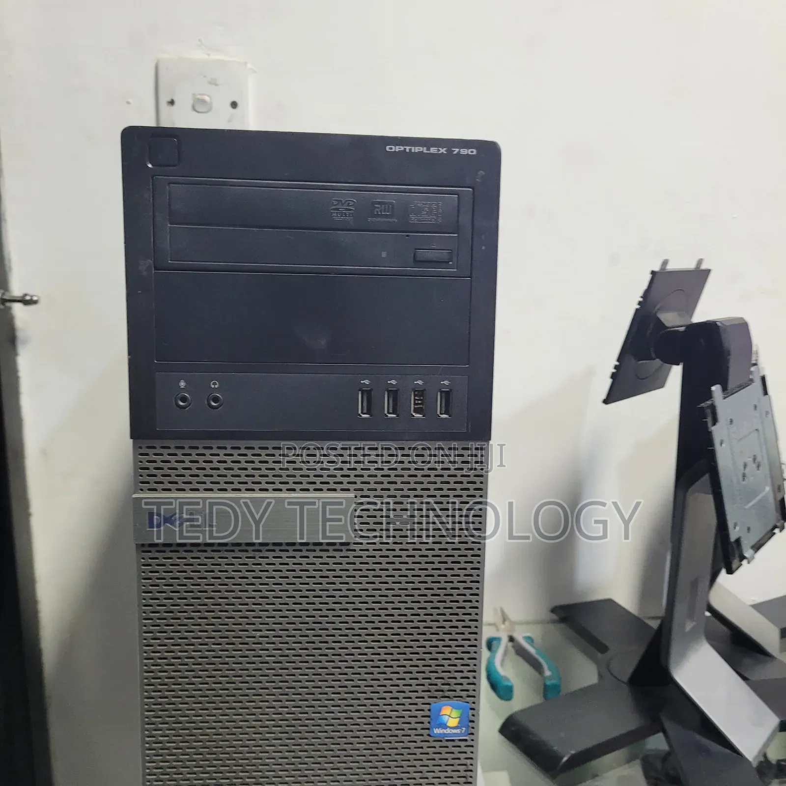 New Desktop Computer Dell OptiPlex 790 4GB Intel Core i5 HDD 500GB