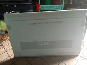 New Laptop HP 15 8GB AMD Ryzen 5 SSD 512GB