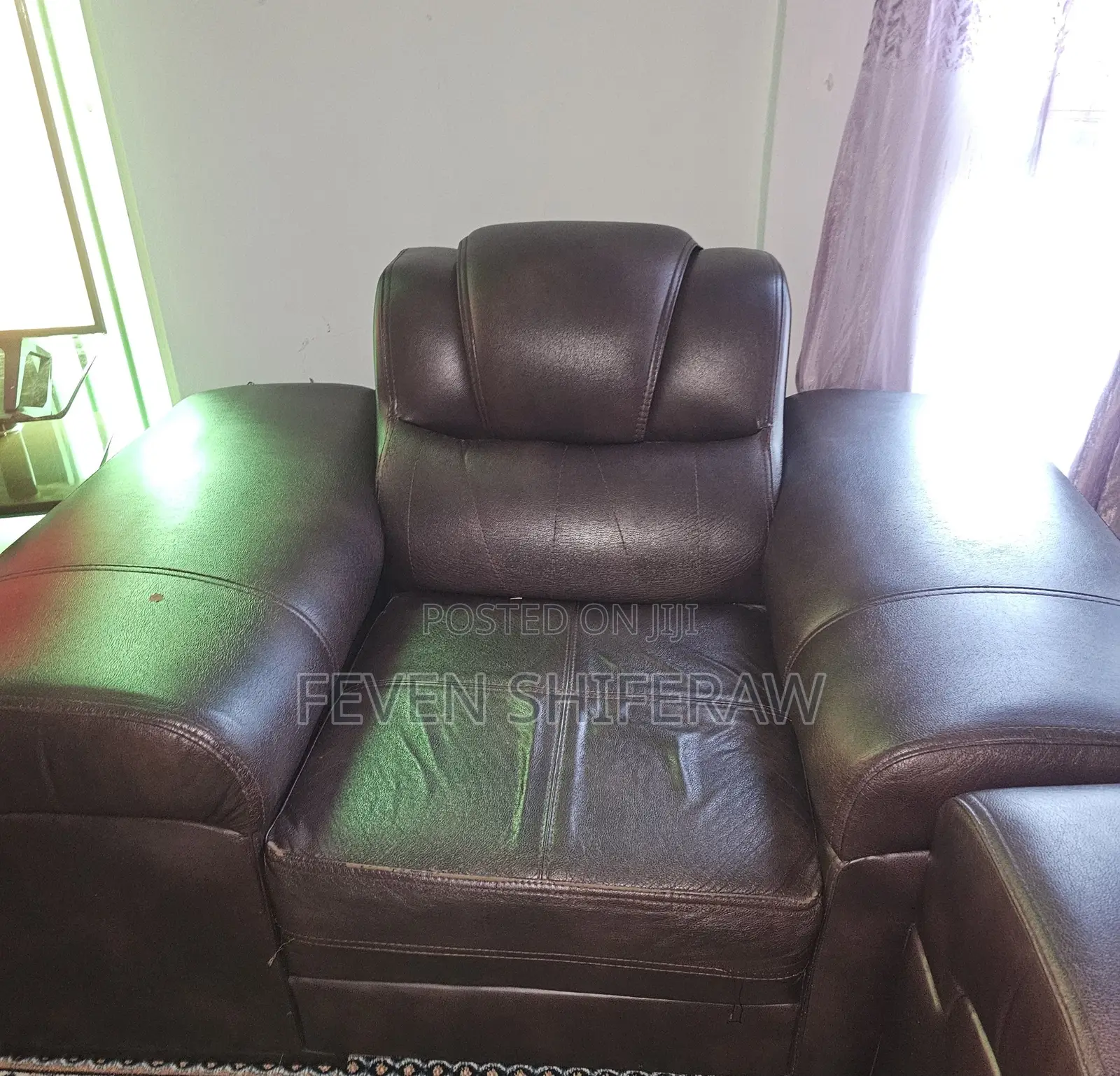 Lezer Sofa
