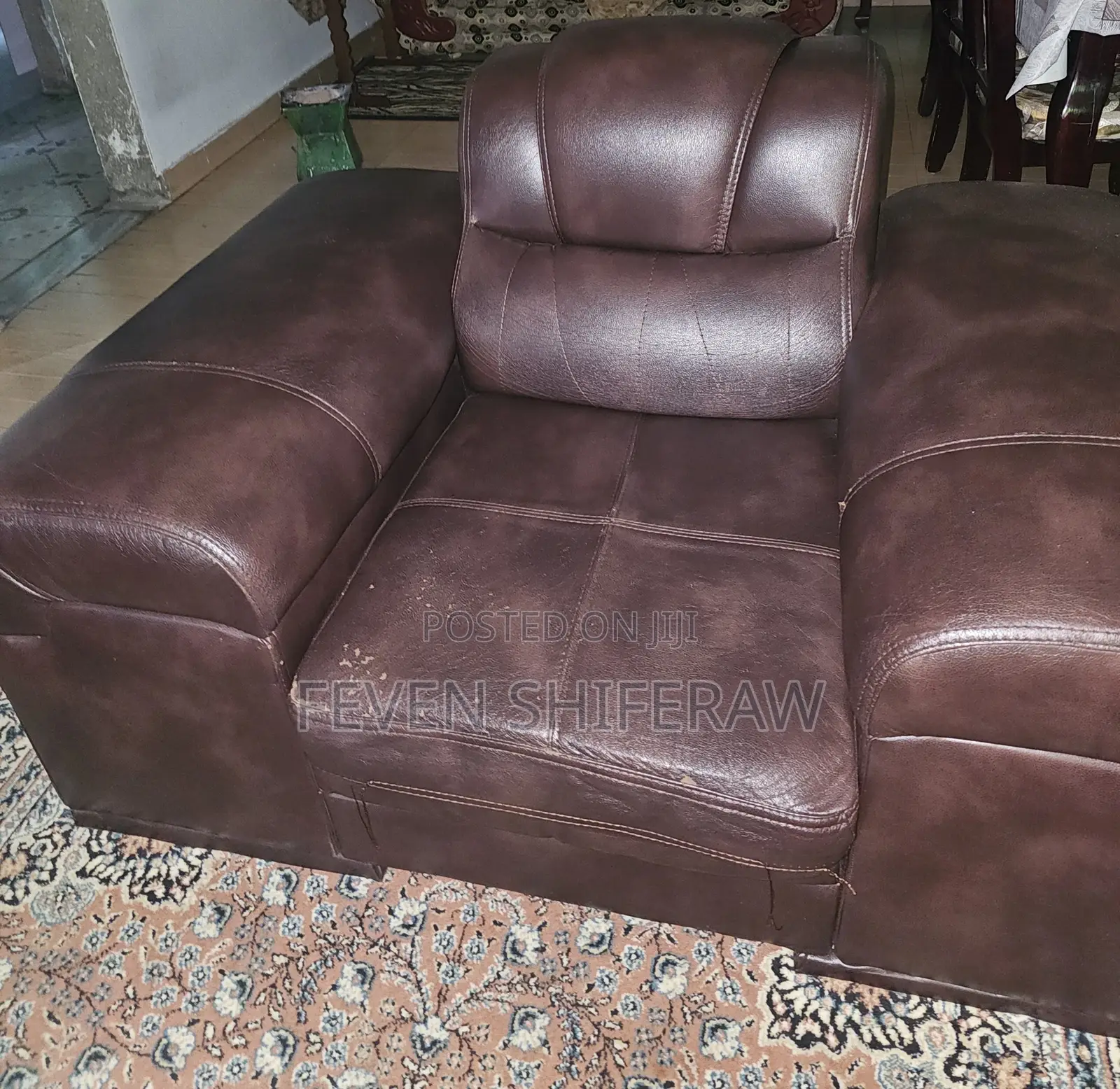 Lezer Sofa