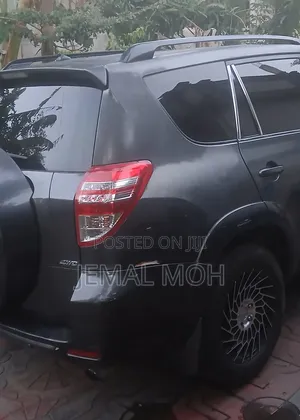 Toyota RAV4 1995 Gray