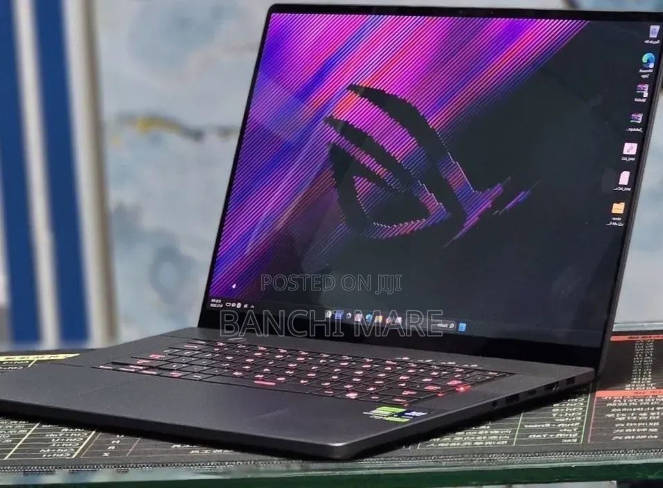 New Laptop Asus ROG Zephyrus G16 16GB Intel Core Ultra 9 SSD 1T
