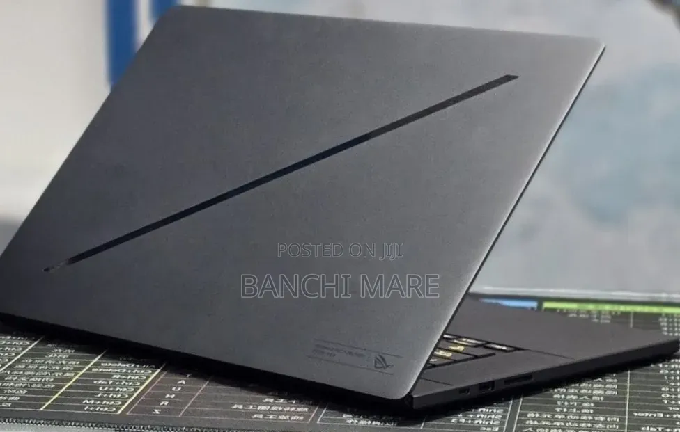 New Laptop Asus ROG Zephyrus G16 16GB Intel Core Ultra 9 SSD 1T