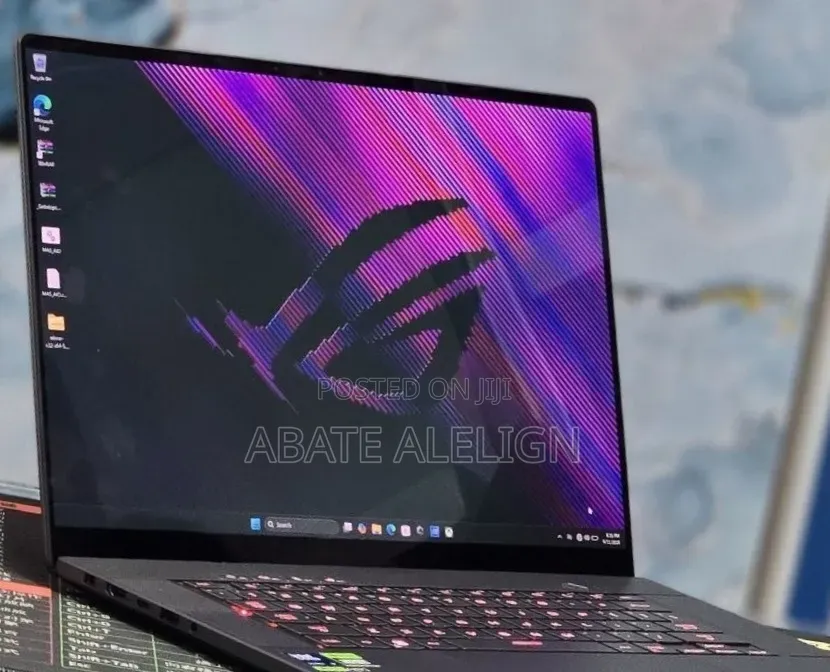 New Laptop Asus ROG Zephyrus G15 16GB Intel Core Ultra 9 SSD 1T