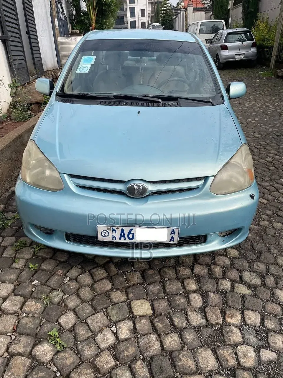 Toyota Platz 2004
