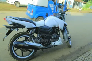 TVS Apache 180 RTR 2010 Blue