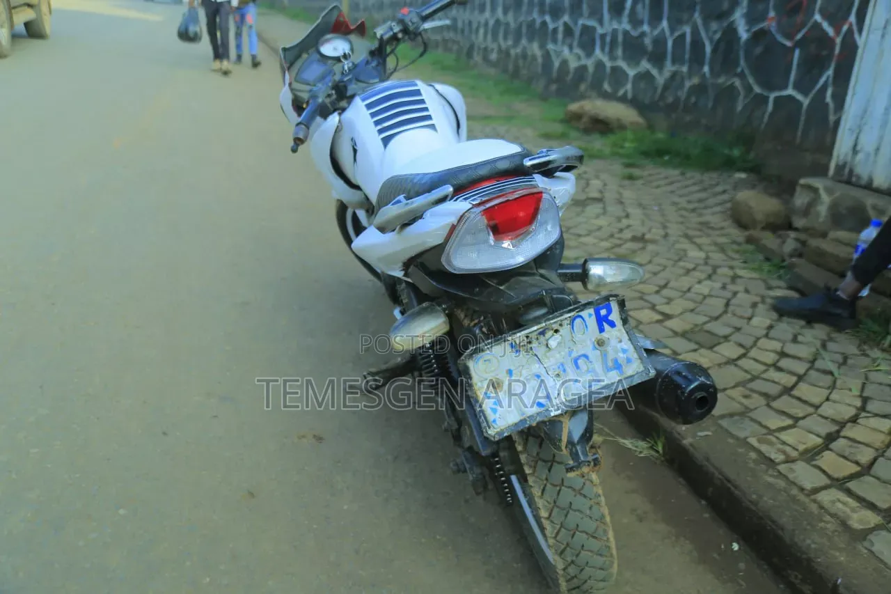 TVS Apache 180 RTR 2010 Blue