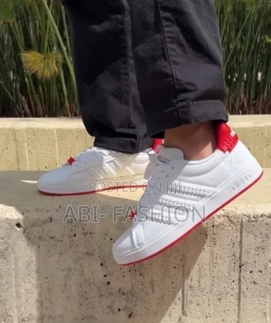 Adidas  Xlego "Grand Court" Flat