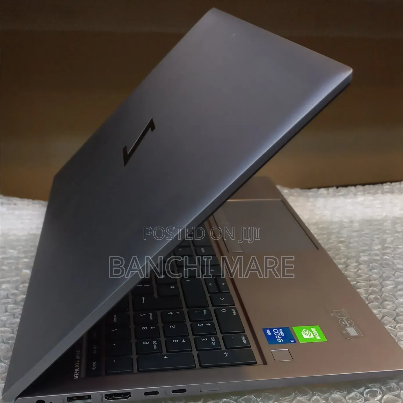 New Laptop HP ZBook Firefly G8 16GB Intel Core i7 SSD 512GB