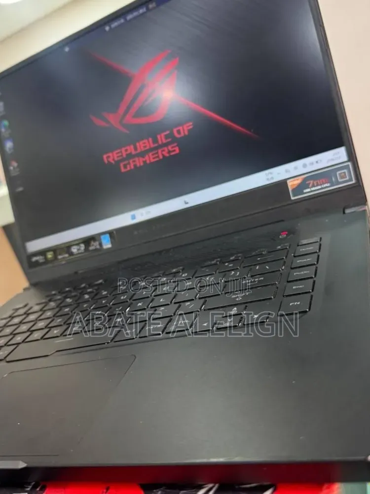 New Laptop Asus ROG Zephyrus G15 16GB AMD Ryzen 9 SSD 512GB