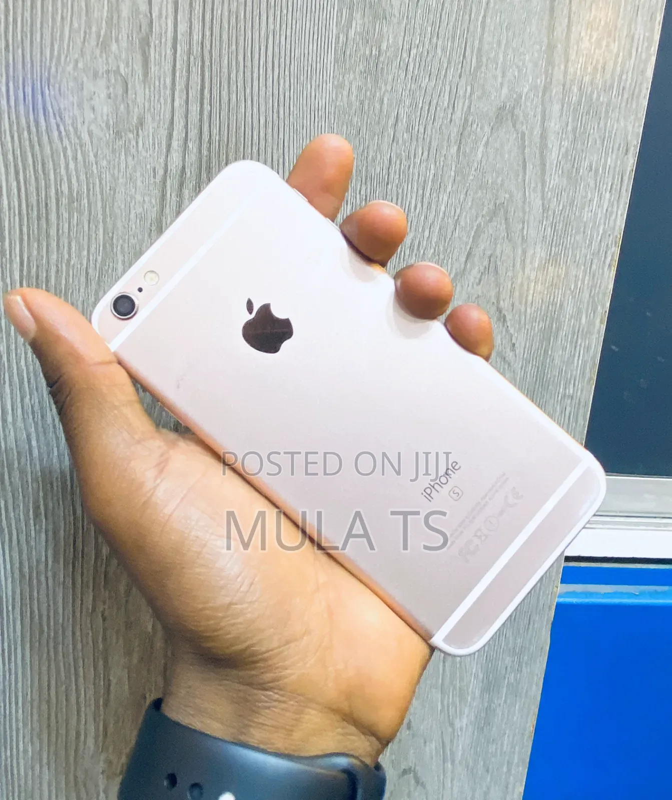 Apple iPhone 6s 64 GB