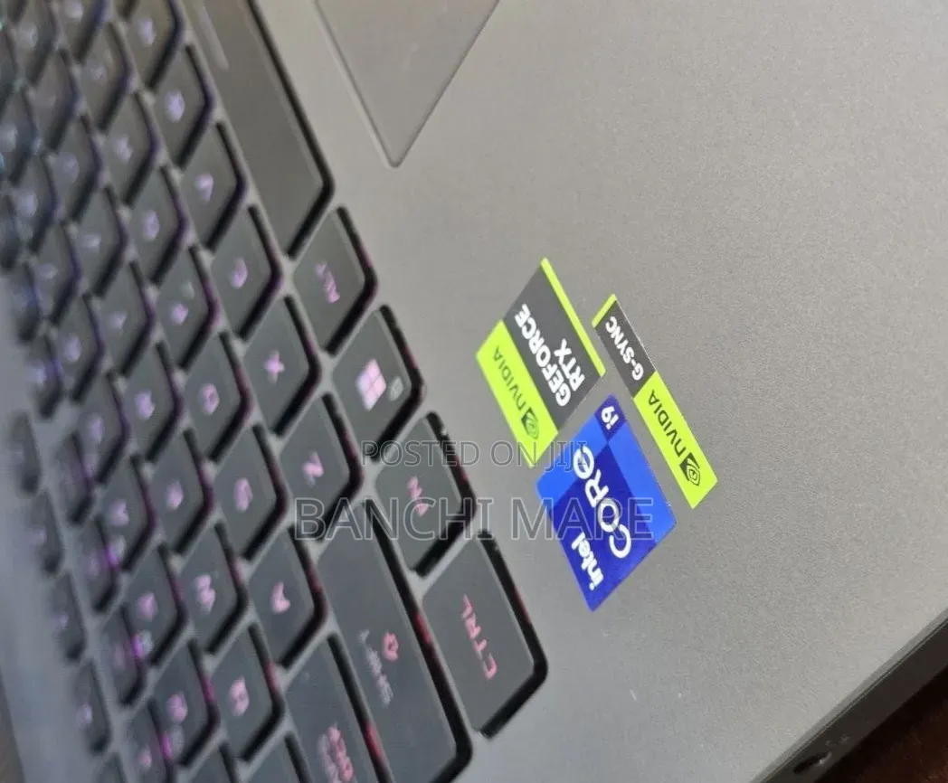 New Laptop Asus ROG Strix G18 40GB Intel Core i9 SSD 1T