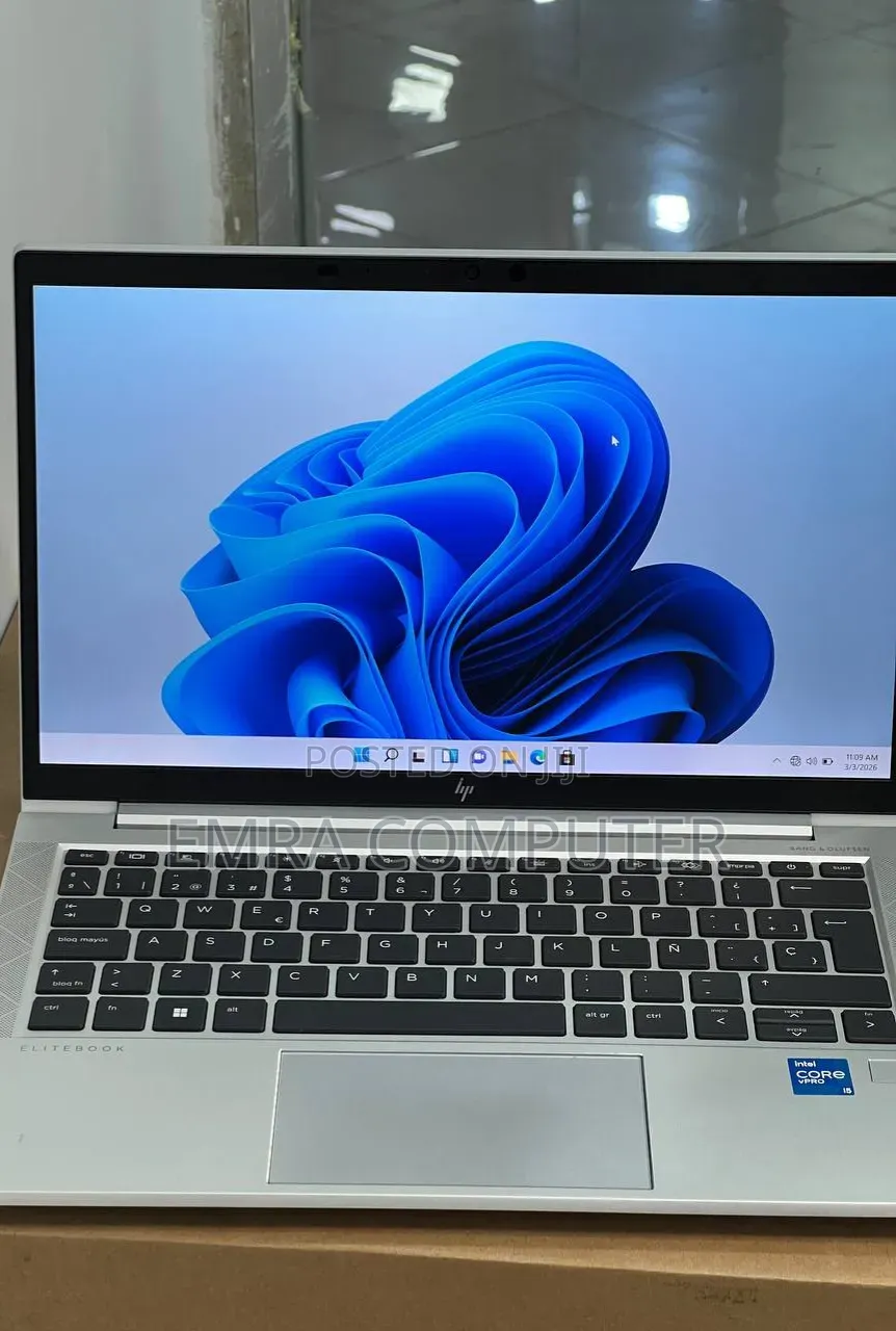New Laptop HP 8GB Intel Core i5 SSD 512GB