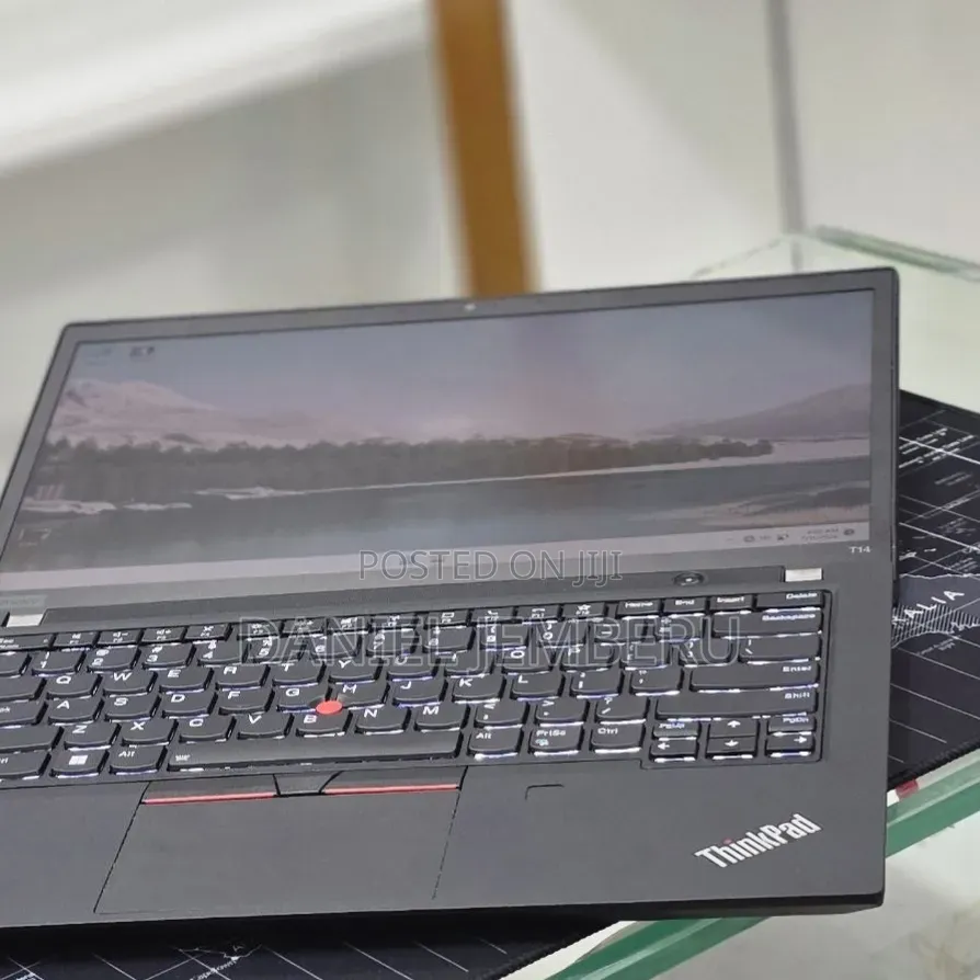 New Laptop Lenovo ThinkPad T14 16GB Intel Core i7 SSD 256GB
