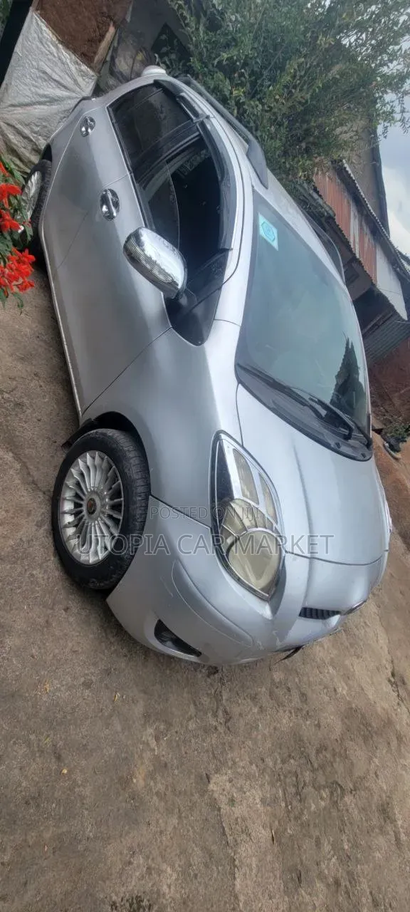 Toyota Yaris 2010