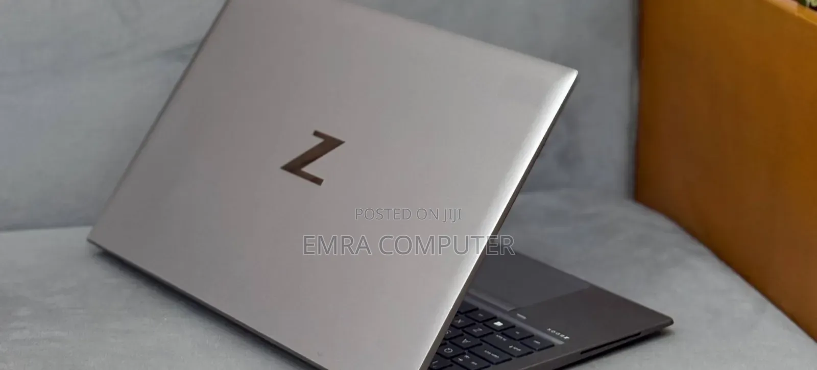 New Laptop HP ZBook Firefly G8 16GB Intel Core i5 SSD 512GB