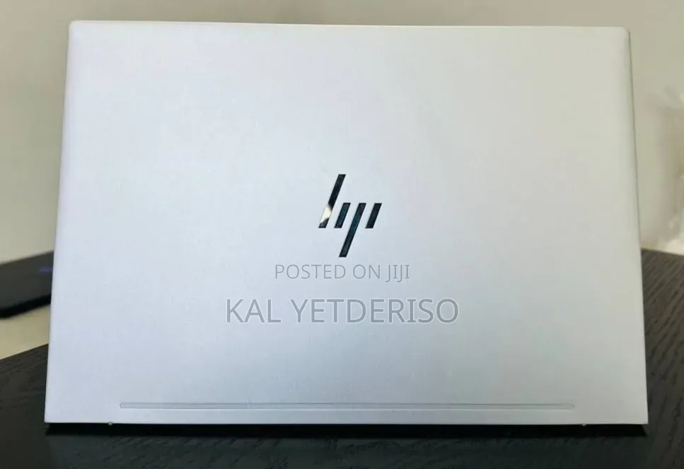 New Laptop HP Envy 13t 8GB Intel Core i5 SSD 512GB