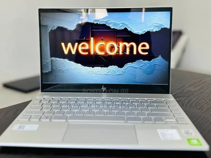 New Laptop HP Envy 13t 8GB Intel Core i5 SSD 512GB