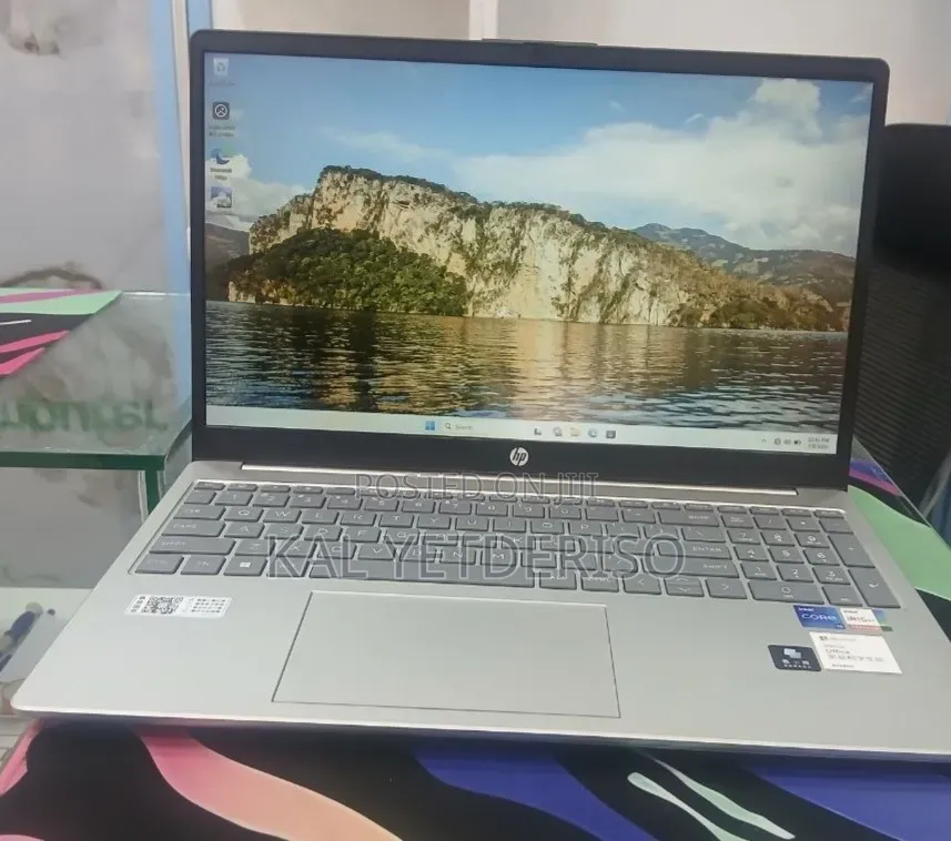 New Laptop HP Stream Notebook 16GB Intel Core i5 SSD 1T