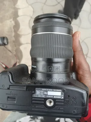 Canon 700d Camra